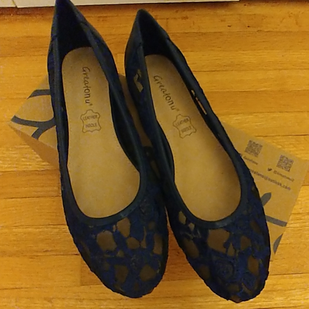 Shoes- Flats